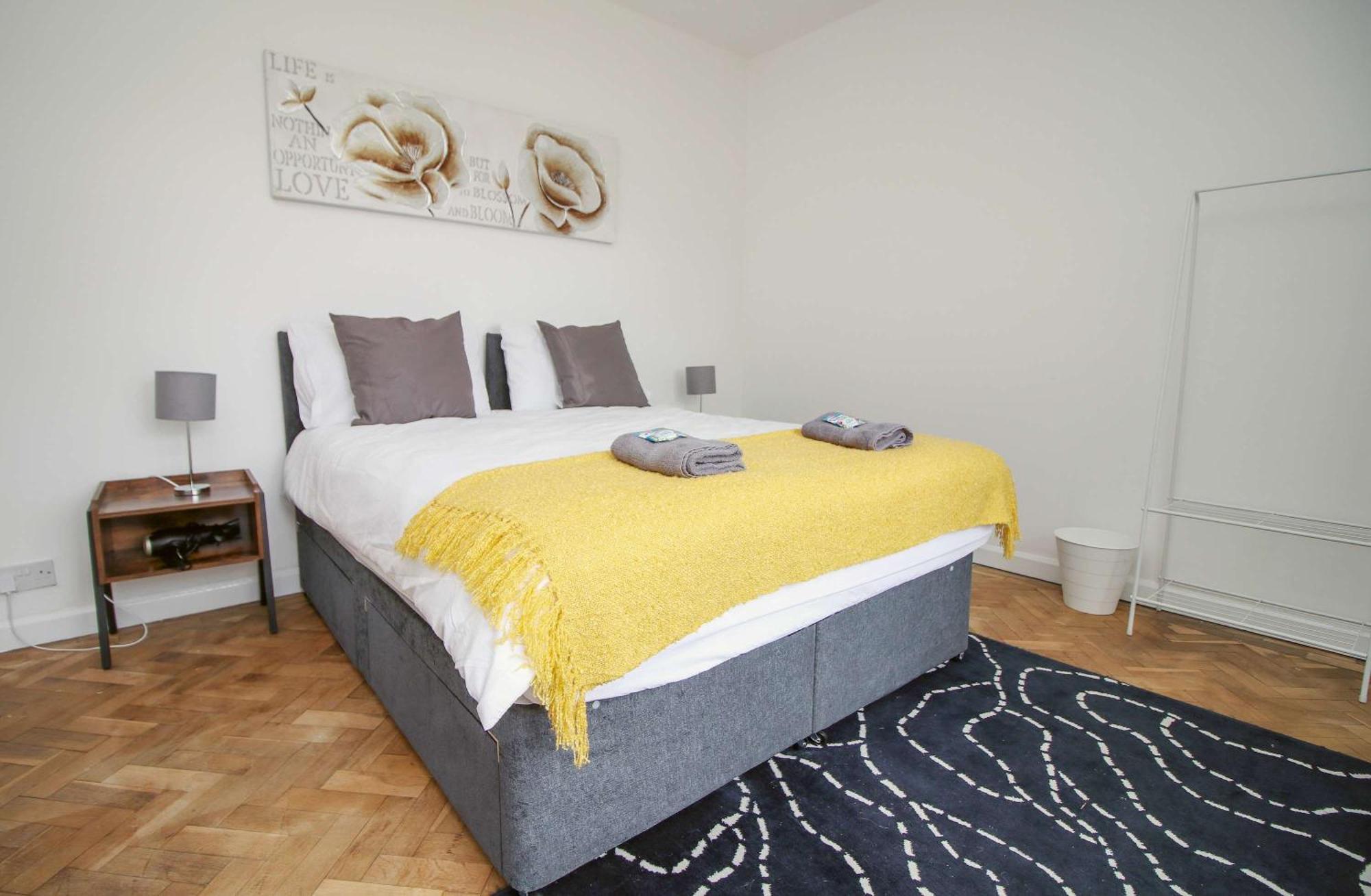 The Lockett Wonderful Large Bungalow Plympton, Plymouth Free Parking By Staystaycations Exterior photo